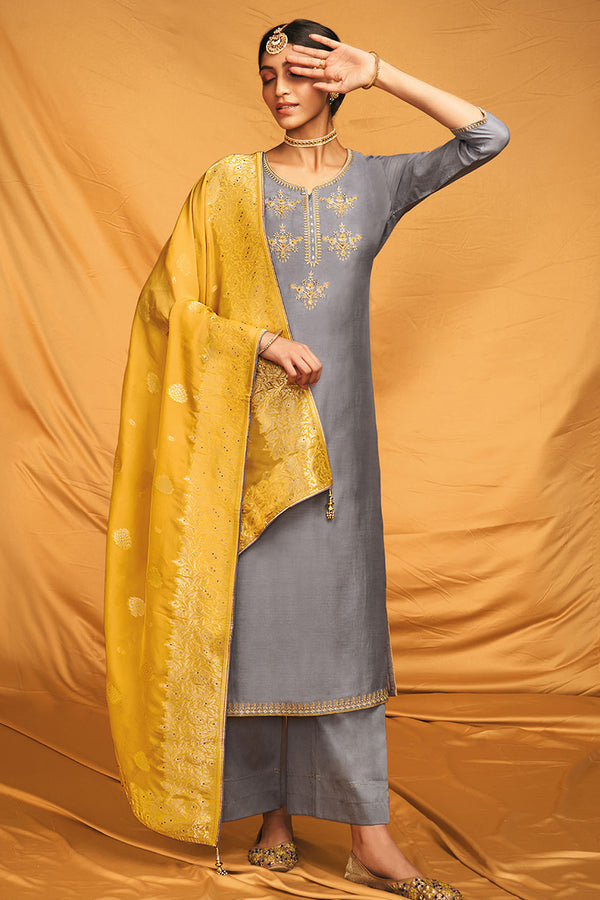 Shop the Elegant Pink Banarasi Moonga Silk Suit Set – Luxurion World
