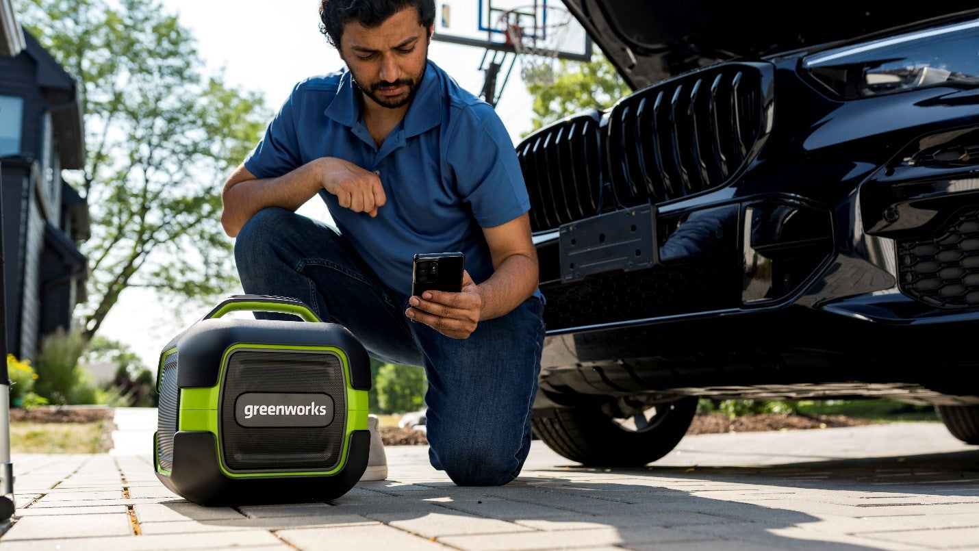 greenworks-speaker-for-music-while-you-clean