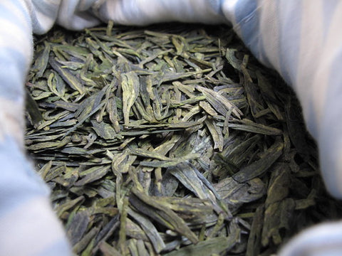 Yuqian longjing tea leaves