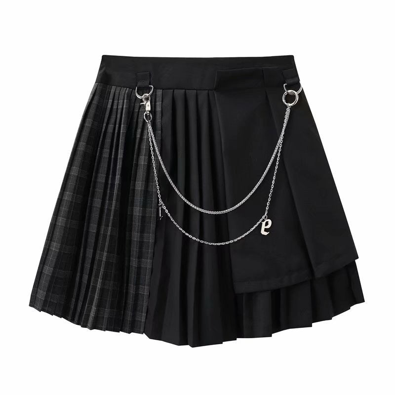 checkered skirt with chain