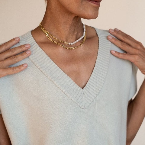 Style Pearls with V-Neck Tops