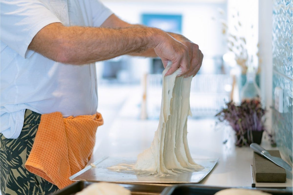 how to stretch and fold sourdough