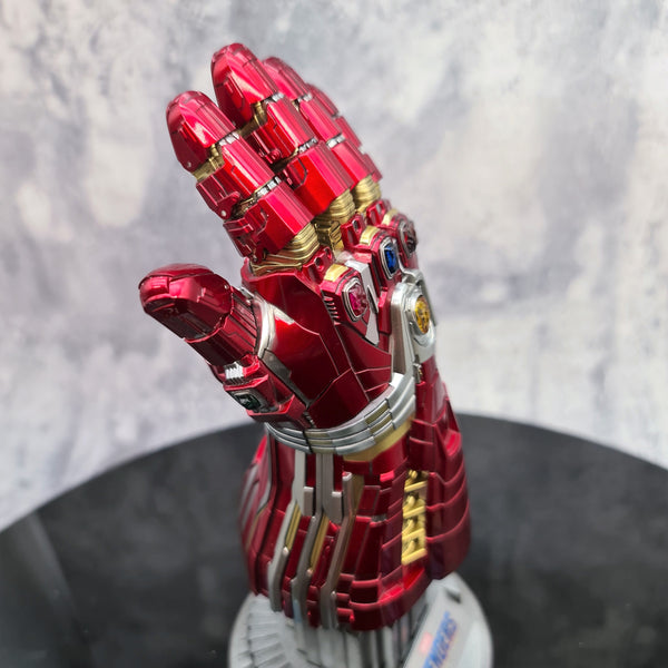 Avengers Endgame 1/4 Nano Gauntlet (Hulk Edition)