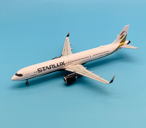 JC Wings 1/200 Starlux Airlines Airbus A350-900 B-58301 – First