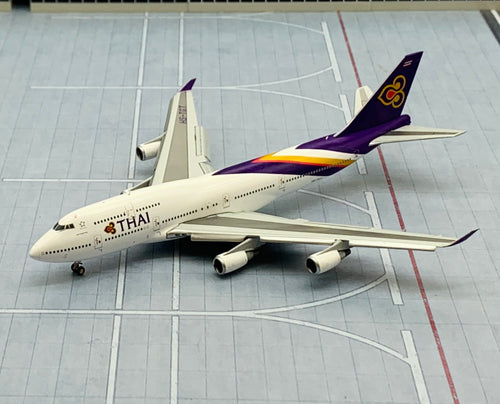 JC Wings 1/400 Thai Airways Boeing 747-400 Old Livery HS-TGY flaps 