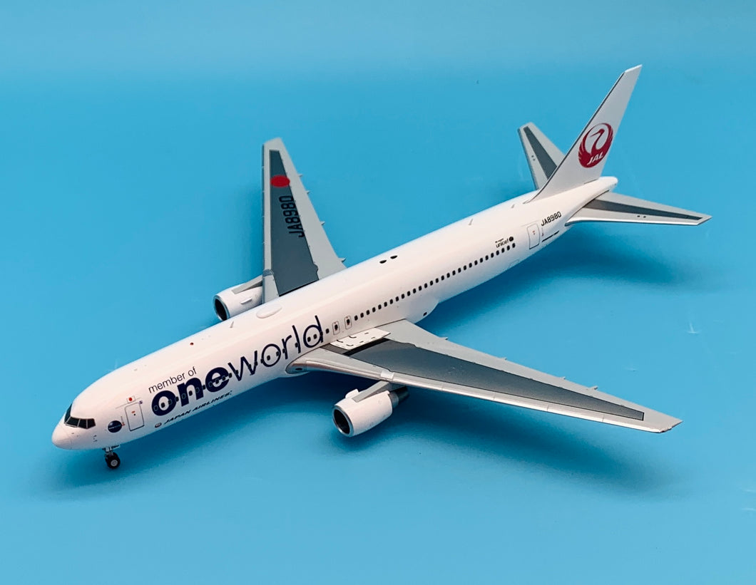 新品】1:200 JAL B767-300 OneWorld JA8980-