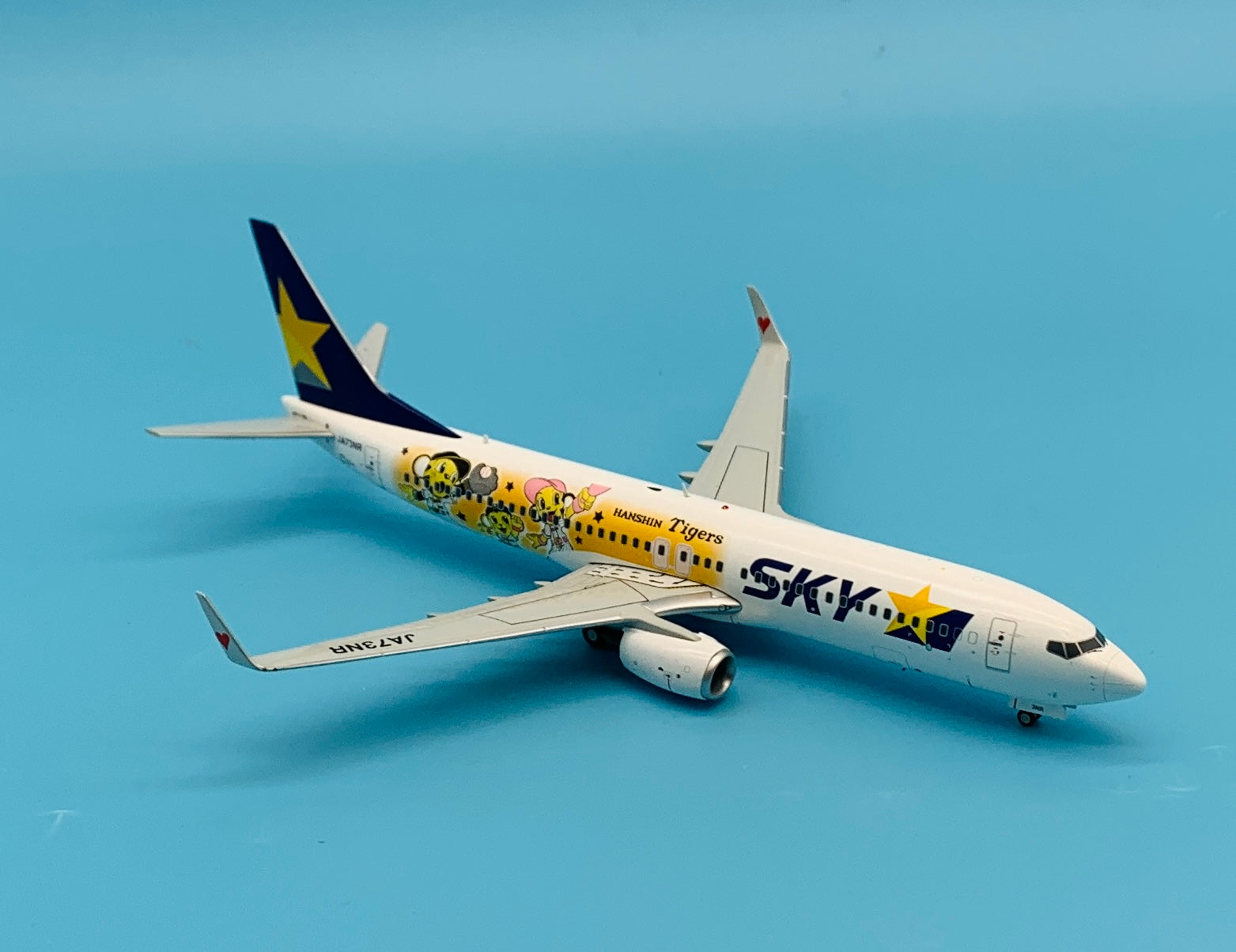 スカイマークエアラインズ 1/200 B737-800 ホーガン製 - 航空機