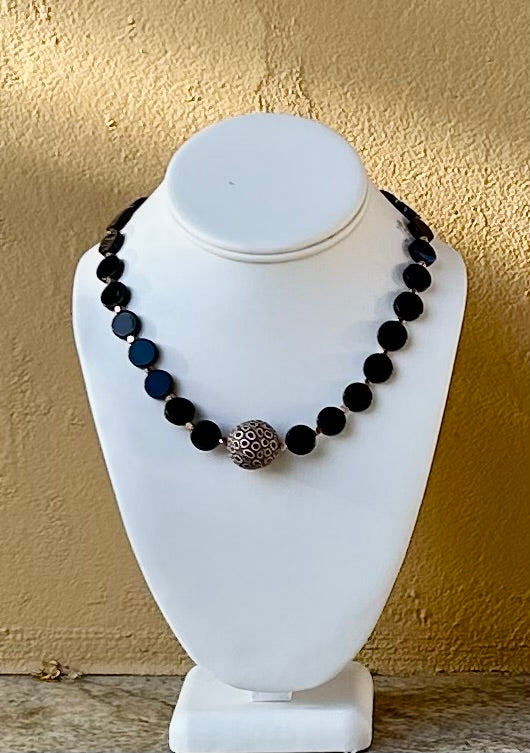Necklace - Flat and round black onyx with cube copper spacers