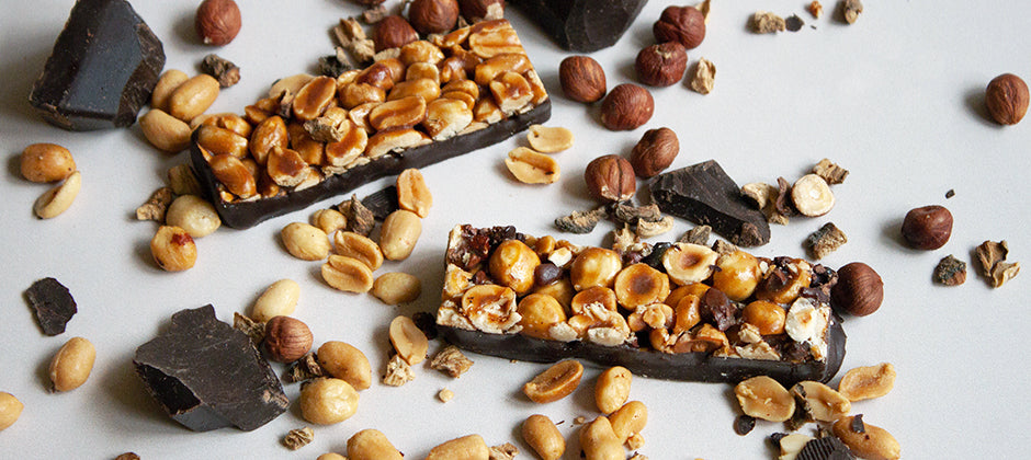 Inika Superfoods. Hazelnut & Peanut Chocolate Bars. 100% vegan. No sugars. 