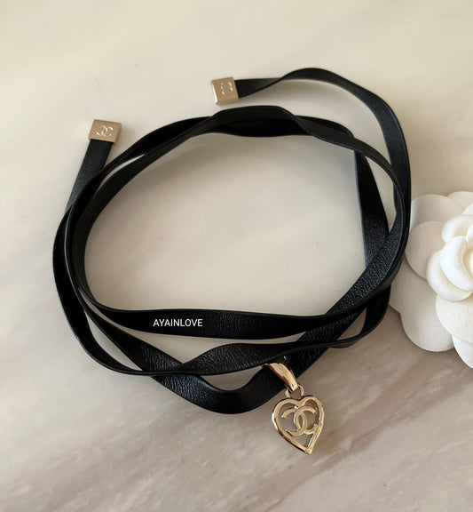 CHANEL 22P Heart CC Black Chain Leather Necklace Gold Hardware