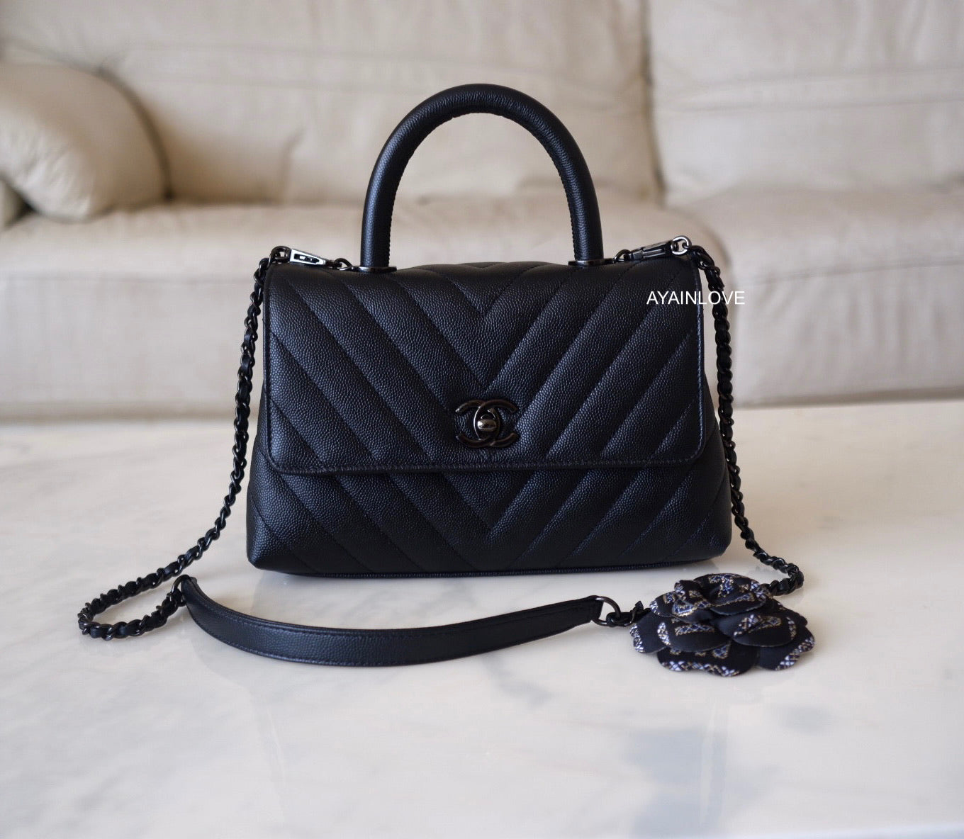 chanel coco handle chevron so black