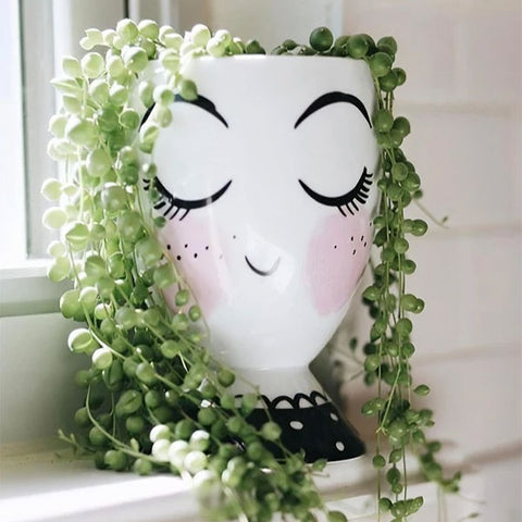 Celfie Smiling Face Planter with Hair