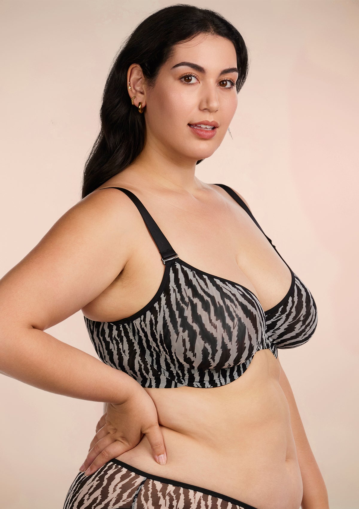 Zebra Wild Unlined Underwire Mesh Bra - Black / 36 / D