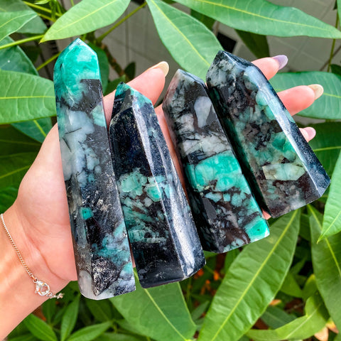 Emerald in Shale Matrix Towers from Brazil