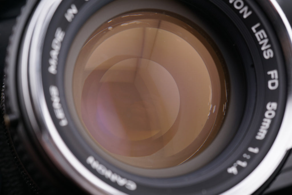 aperture of f2 of Canon FD 50mm f1.4 lens