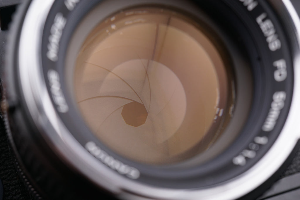 aperture of f8 of Canon FD 50mm f1.4 lens