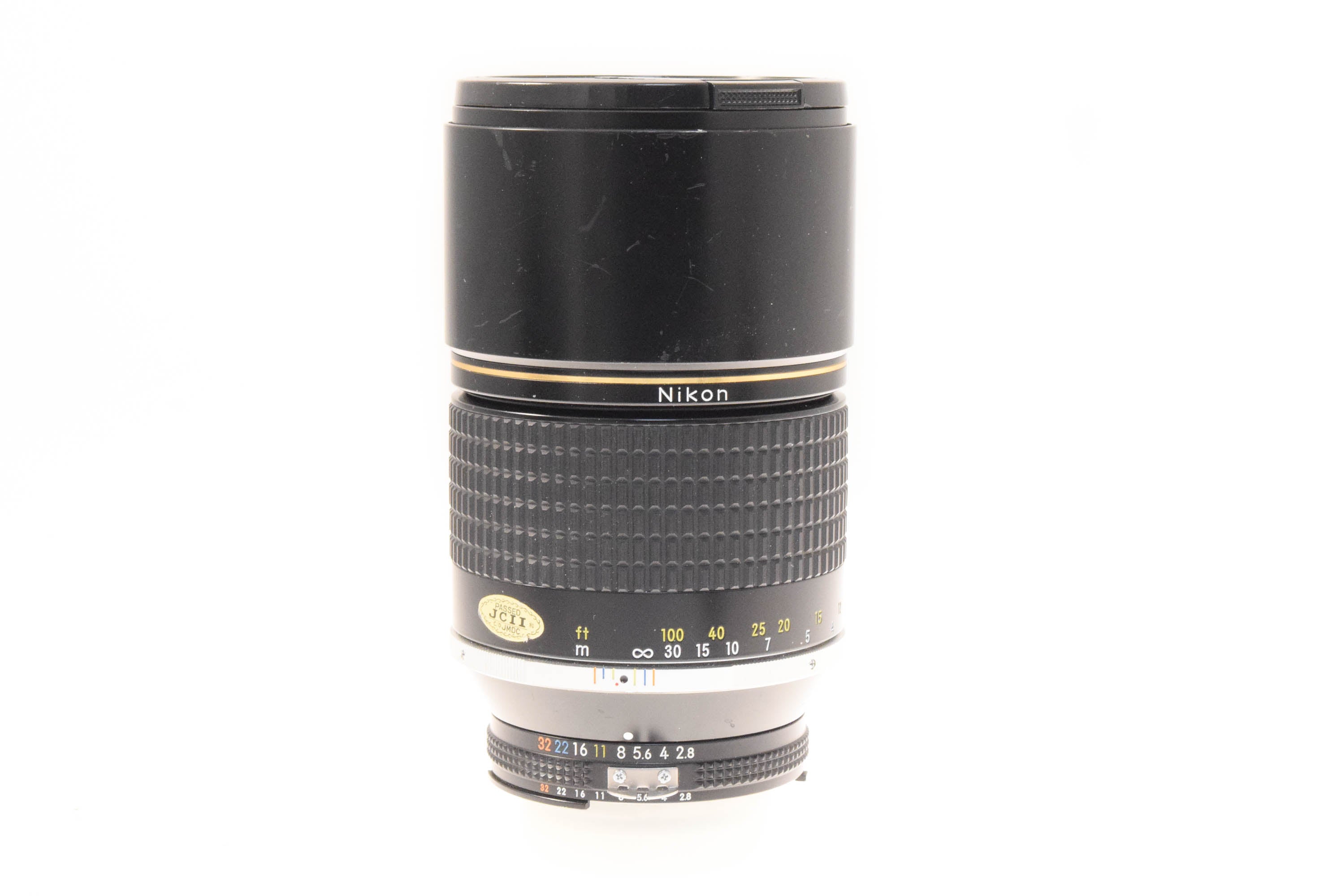 Nikon 180mm f2.8 Nikkor*ED AI-S - Lens