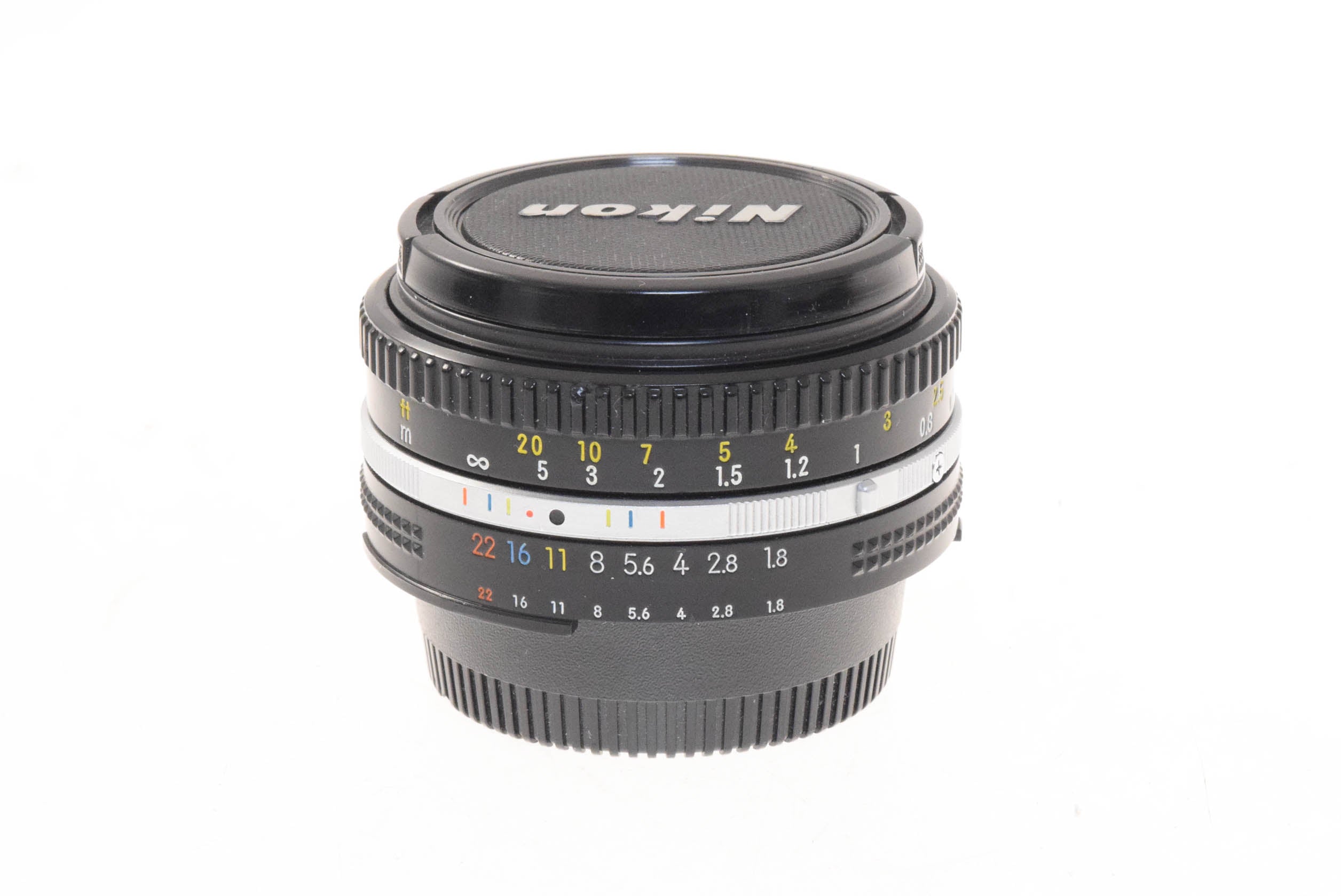 Nikon mm f1.8 Nikkor AI S 0.m   Lens