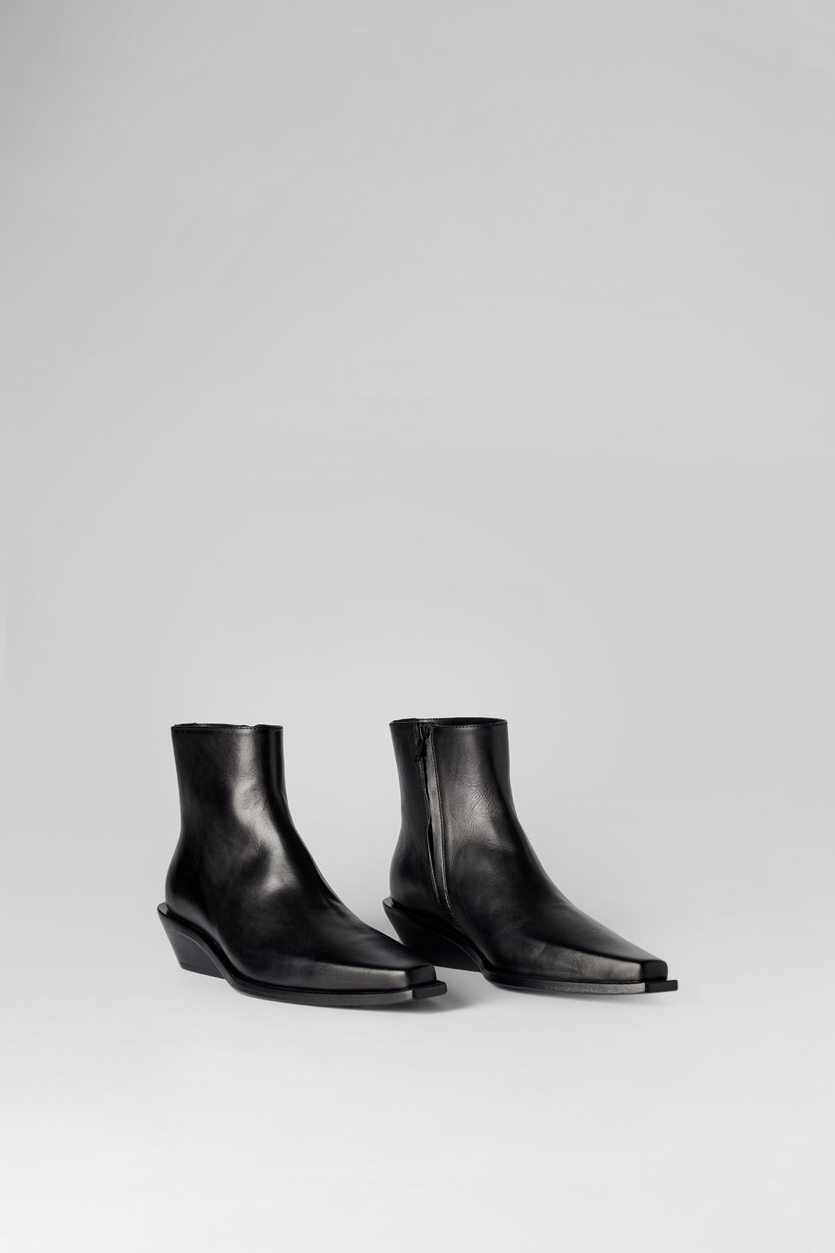 Ricardo Ankle Boots