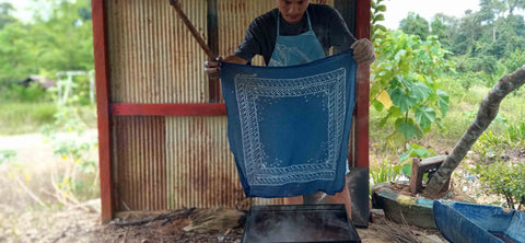 the batik library how to process lorod resist wax dye vancouver