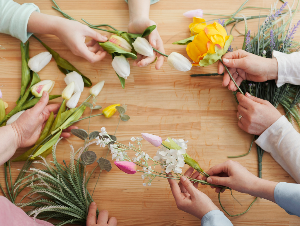 How To Add Flowers In Epoxy Resin?