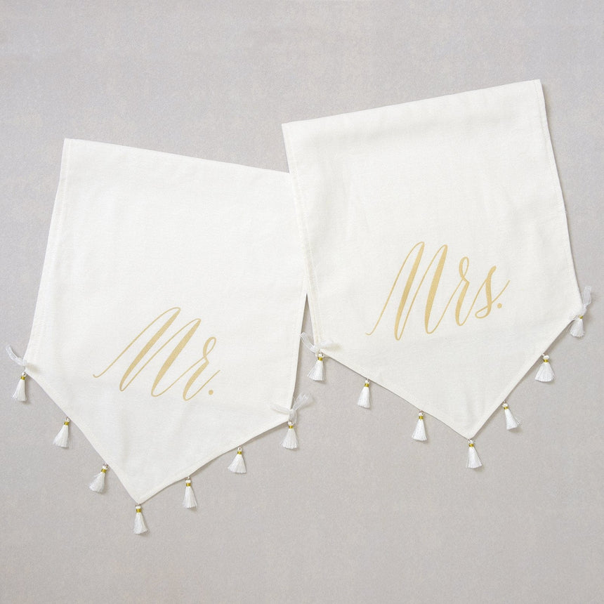 Mr & Mrs Classic Script Calligraphy Name Wedding Wrapping Paper