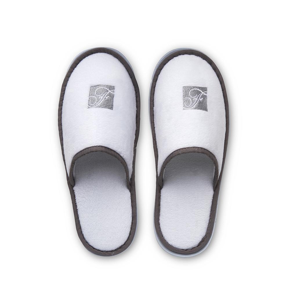 Swipe mundstykke Pump Fairmont White Slippers | Robes | Fairmont Store - Fairmont Store US