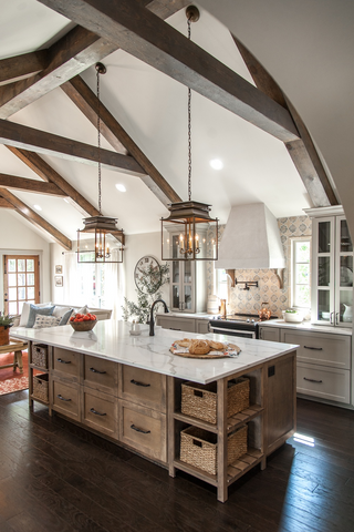 farmhouse kitchen decor