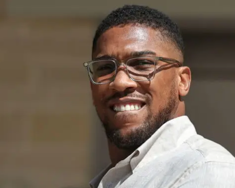 Anthony Joshua glasses at the US Grand Prix October 2023