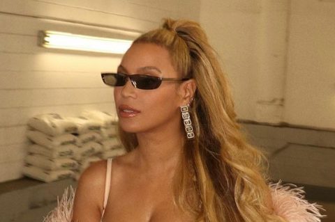 Beyonce sunglasses at Mother-in-law's wedding 2023