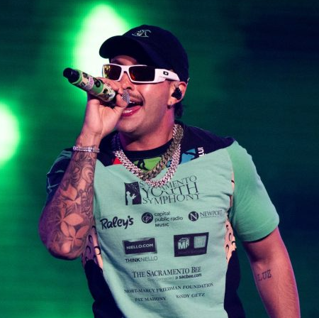 Feid sunglasses while performing at the Latin Billboard Awards 2023