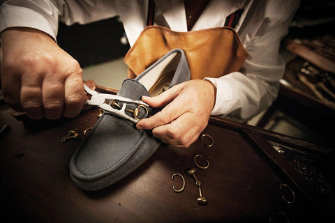 Gucci Horsebit detailing on mens grey suede shoe