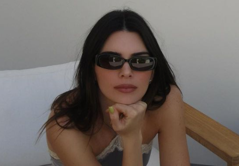 Kendall Jenner DMY BY DMY Billy DMY08SB Black sunglasses