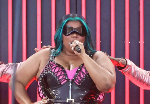 Lizzo Glastonbury sunglasses 2023