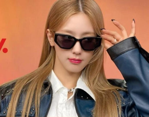 Mi Yeon of (G)I-DLE wearing Projekt Produkt sunglasses