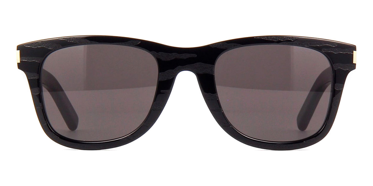 Kourtney Kardashian Sunglasses  Shop Celebrity Eyewear @ PRETAVOIR - US