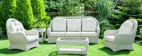 nettoyer-le-tissu-dun-salon-de-jardin