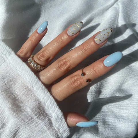 40 Elegant Almond Nails for Summer 2022 - BelleTag