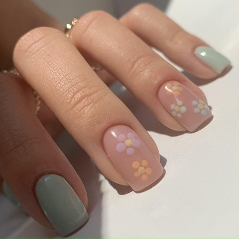 Blumen Pastell Nagel Design