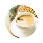 Samahan Tee mit Milch in Teetasse