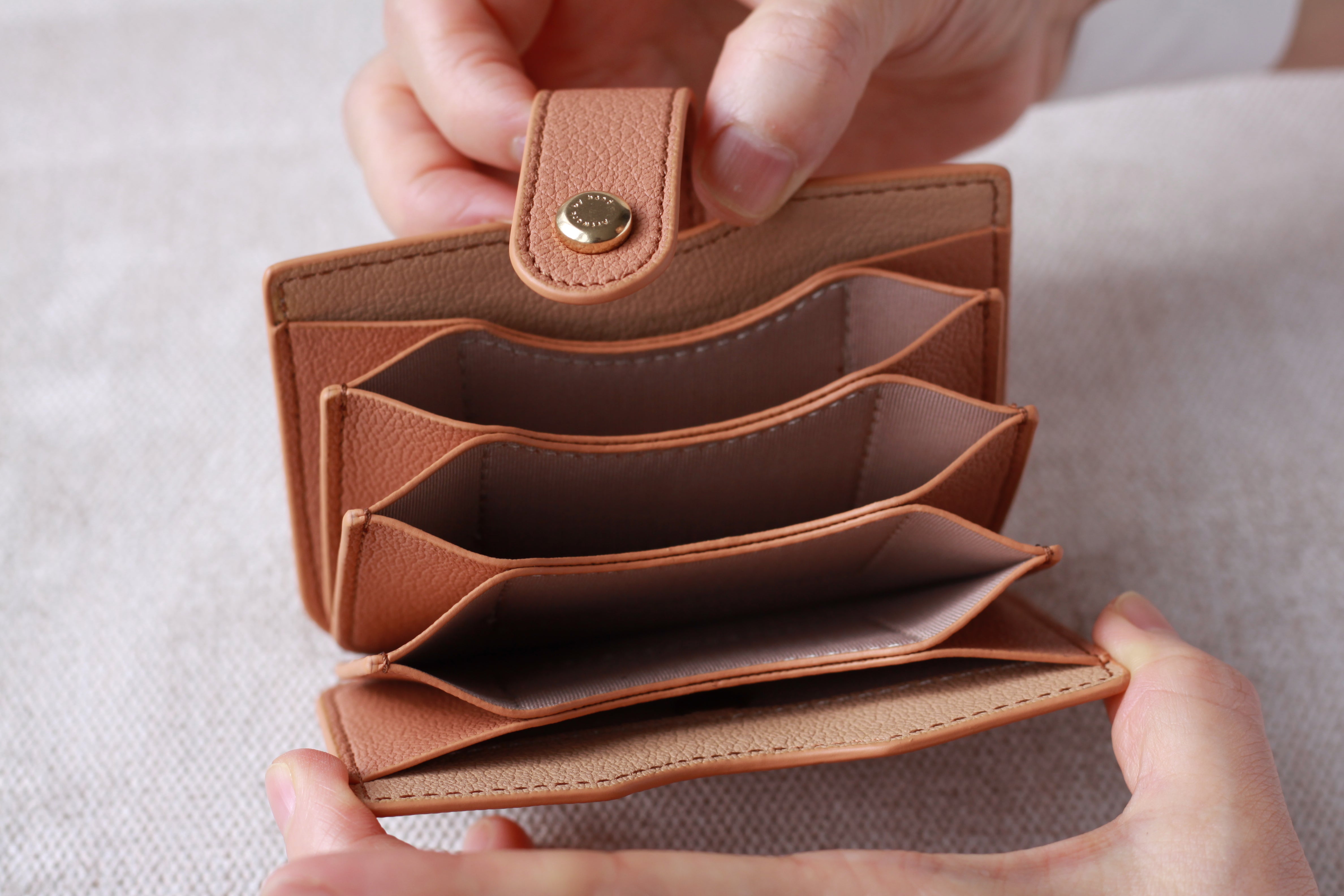 Kiko Carousel Leather Card Holder