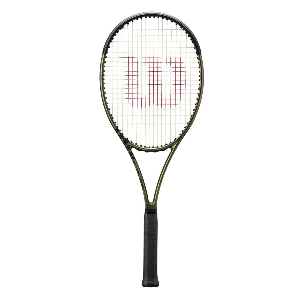Wilson Blade 98 (18x20) v8 Tennis Racket