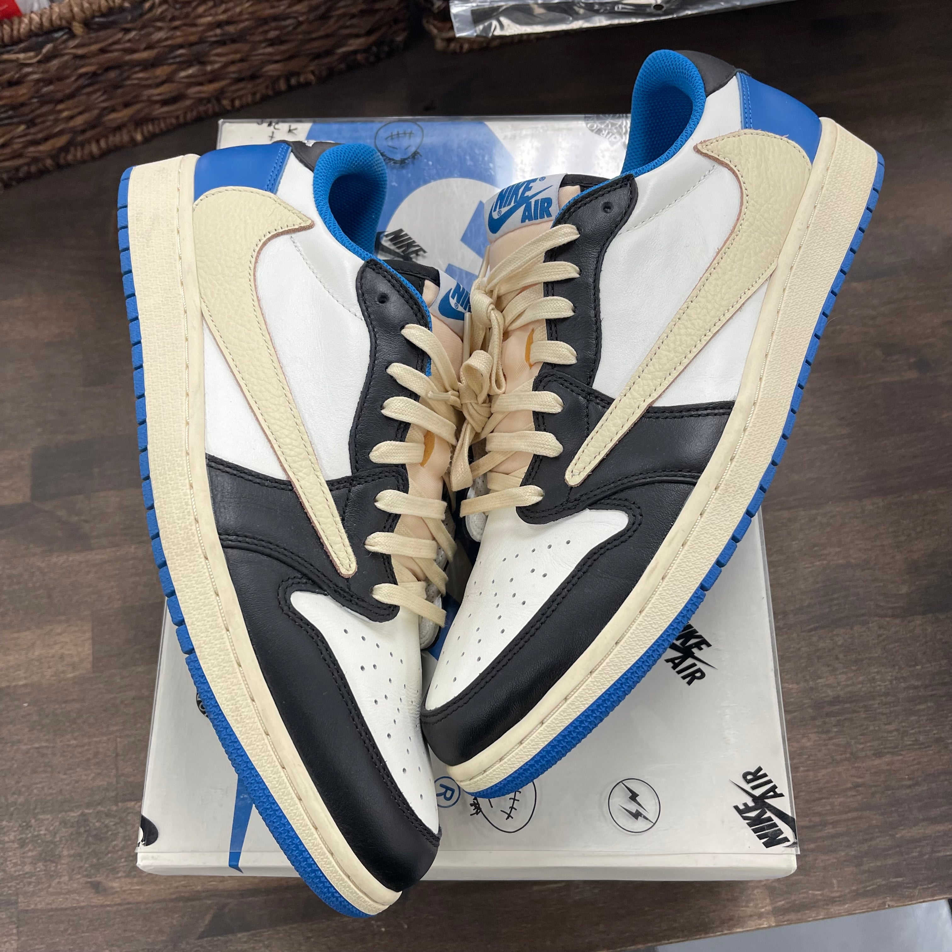 Travis Scott Fragment Jordan 1 Low (USED)