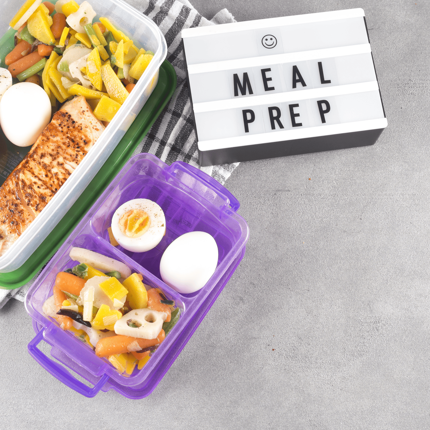 Safe plastic food prep meal containers
