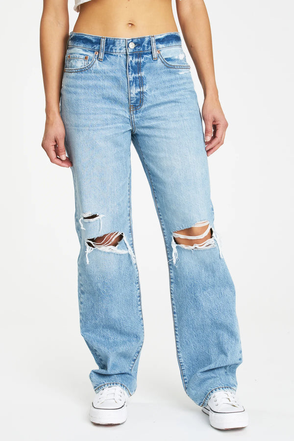 AE Ripped '90s Straight Jean