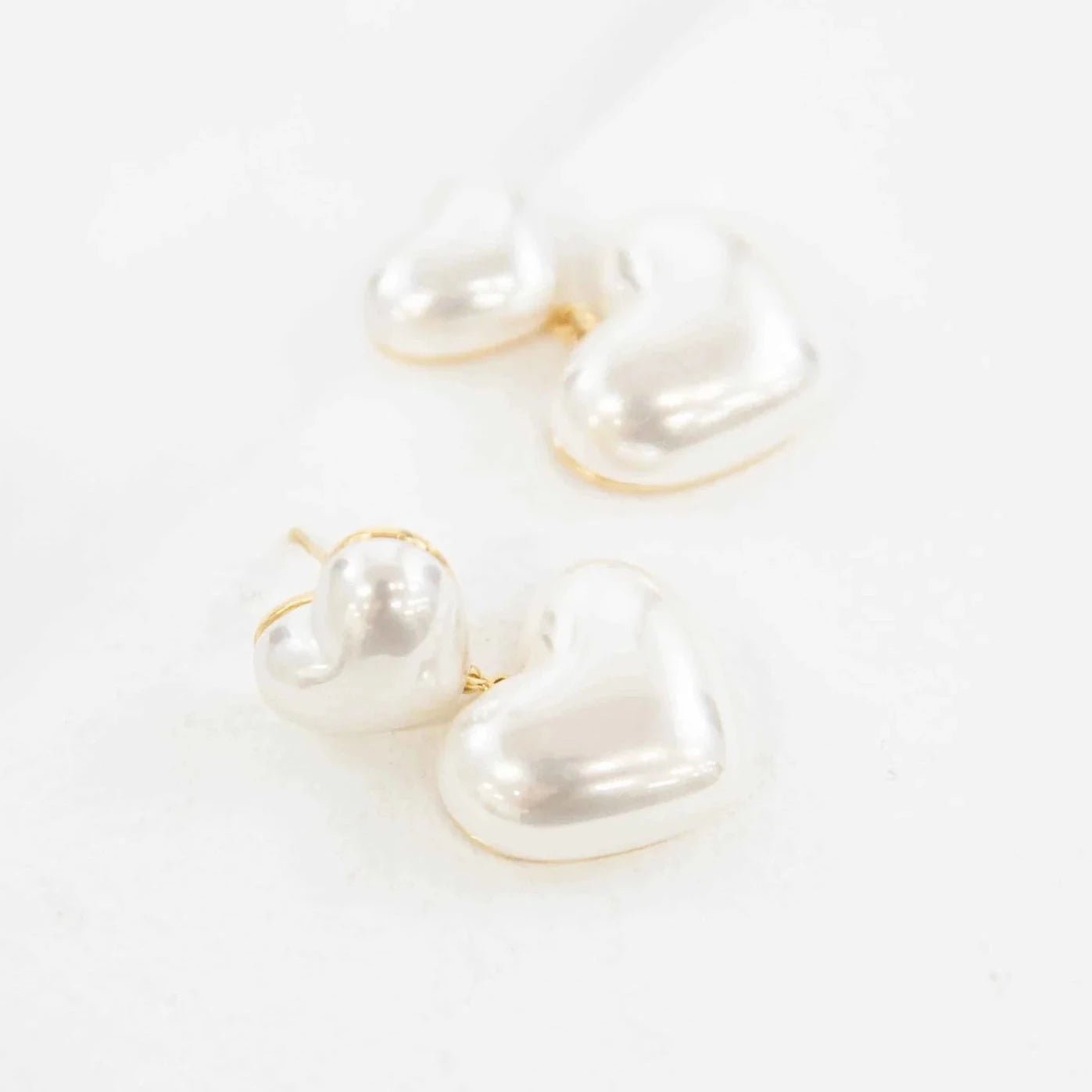 Pearl heart Dangle Earrings