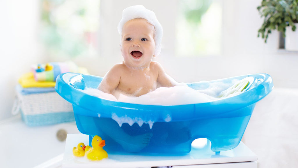 Baignoire pour bébé: conseils pratiques