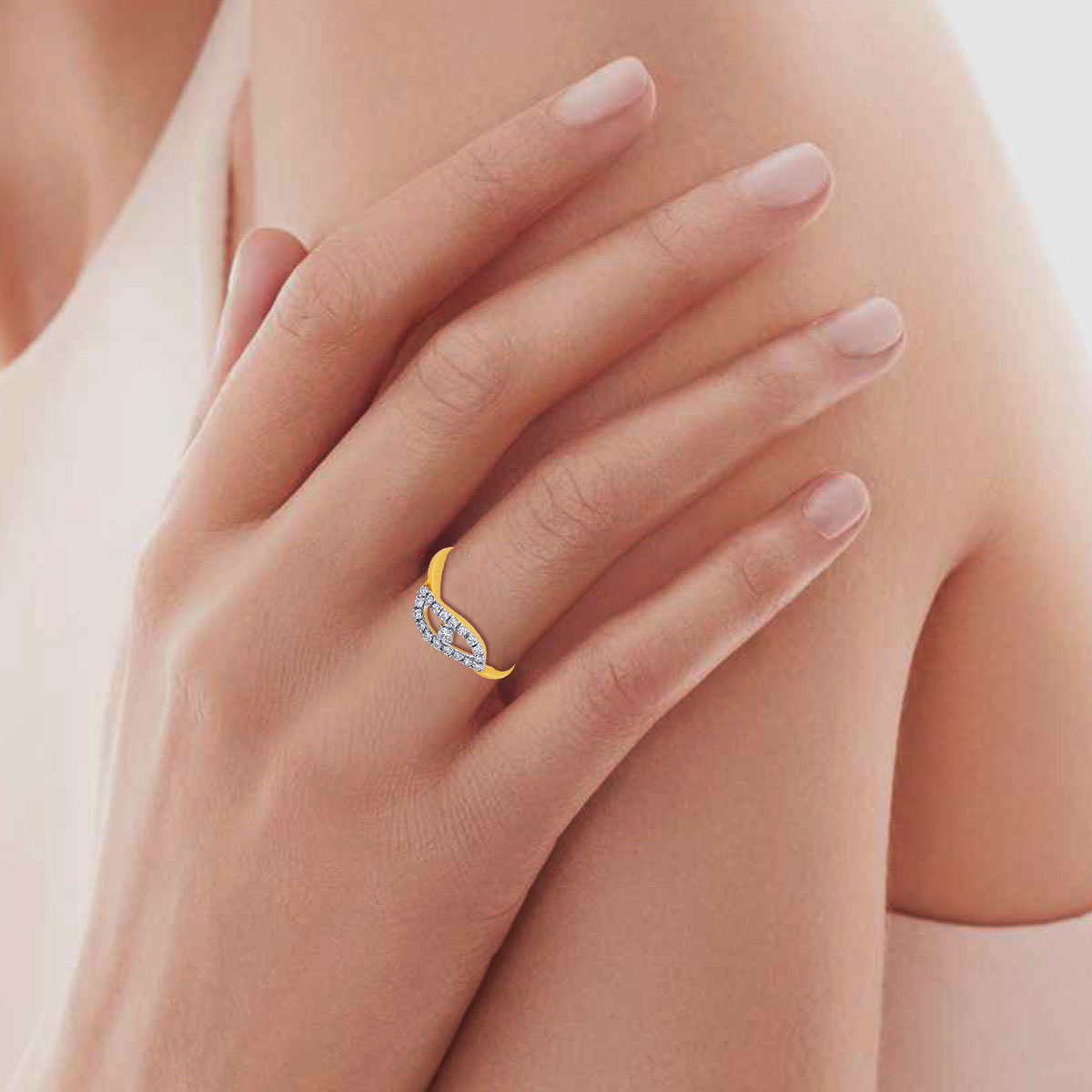 Surrounded Solitaire Diamond Ring | Radiant Bay