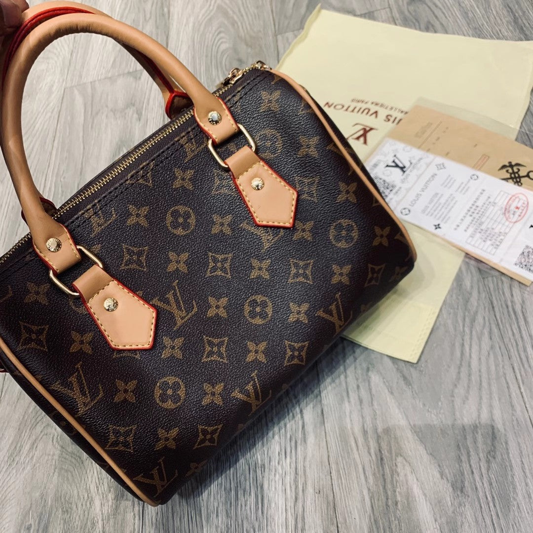 Louis Vuitton LV Women Shopping Tote Handle bag