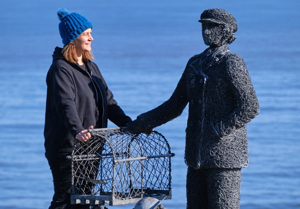 emma-stothard-dora-walker-whitby-sculpture-trail